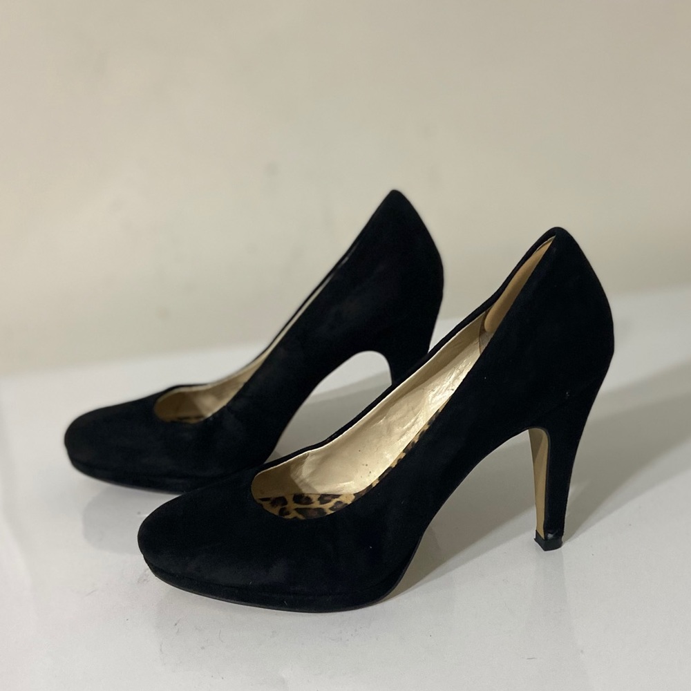 Franco Sarto 7.5 Black Leather Upper Suede Heels